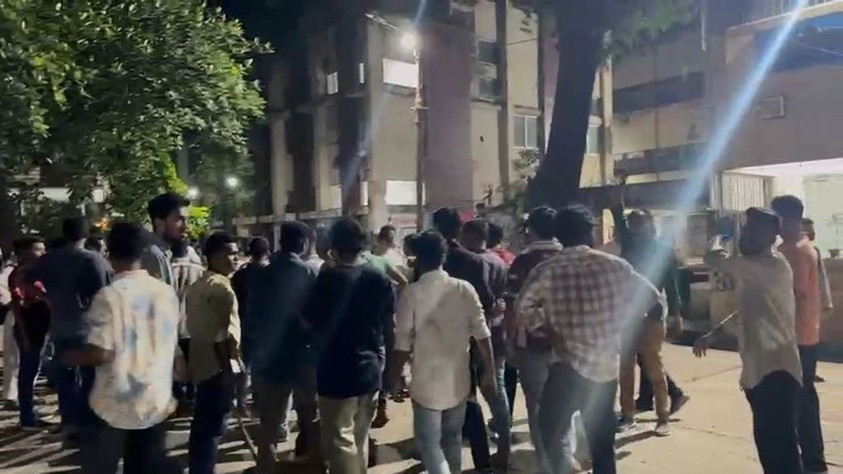 জগন্নাথ বিশ্ববিদ্যালয়, ছাত্রদল, সংঘর্ষ
