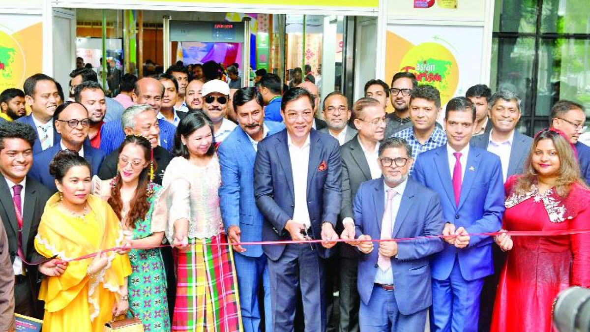 কক্সবাজারকে আঞ্চলিক পর্যটনকেন্দ্র হিসেবে গড়ে তোলার পরিকল্পনা করছি : পর্যটনমন্ত্রী