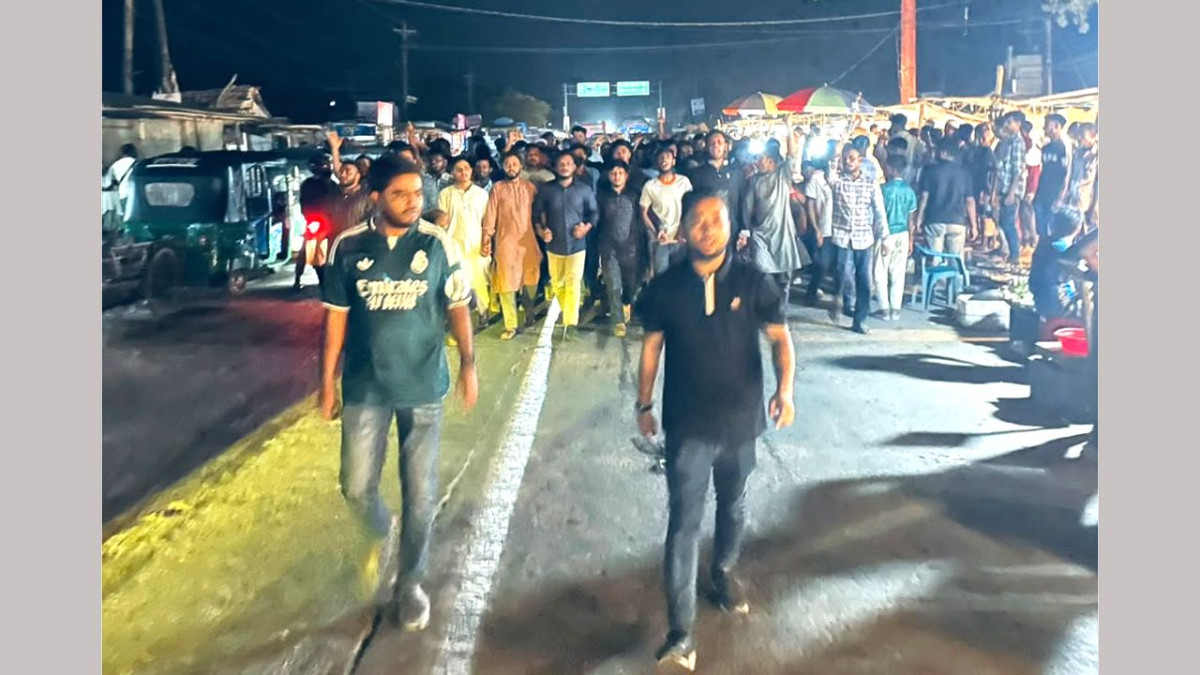 নবীনবরণে হামলার প্রতিবাদে ছাতকে বিক্ষোভ মিছিল আয়োজন করে ছাত্রশিবির