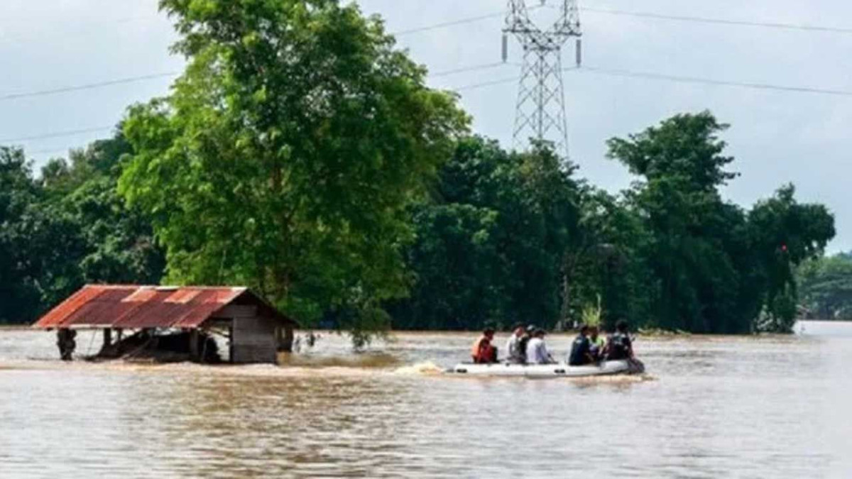 মিয়ানমারে বন্যায় ১০ জনের মৃত্যুর আশঙ্কা, নিখোঁজ ৩০