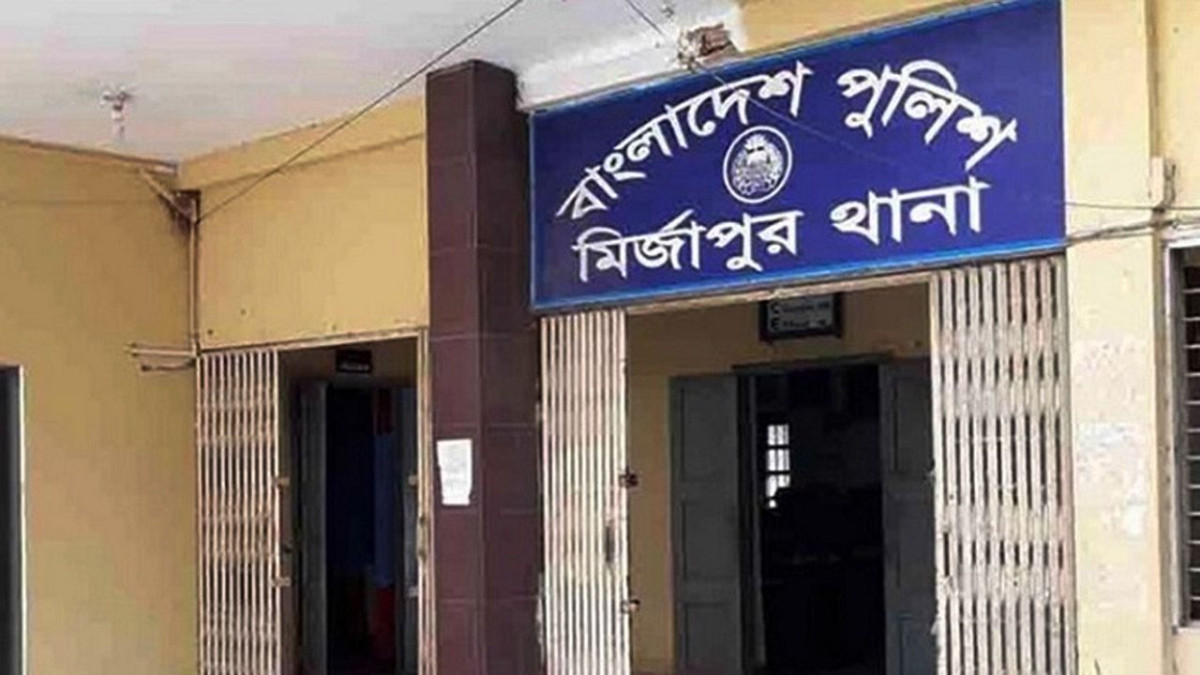 প্রতিমা ভাঙচুর
