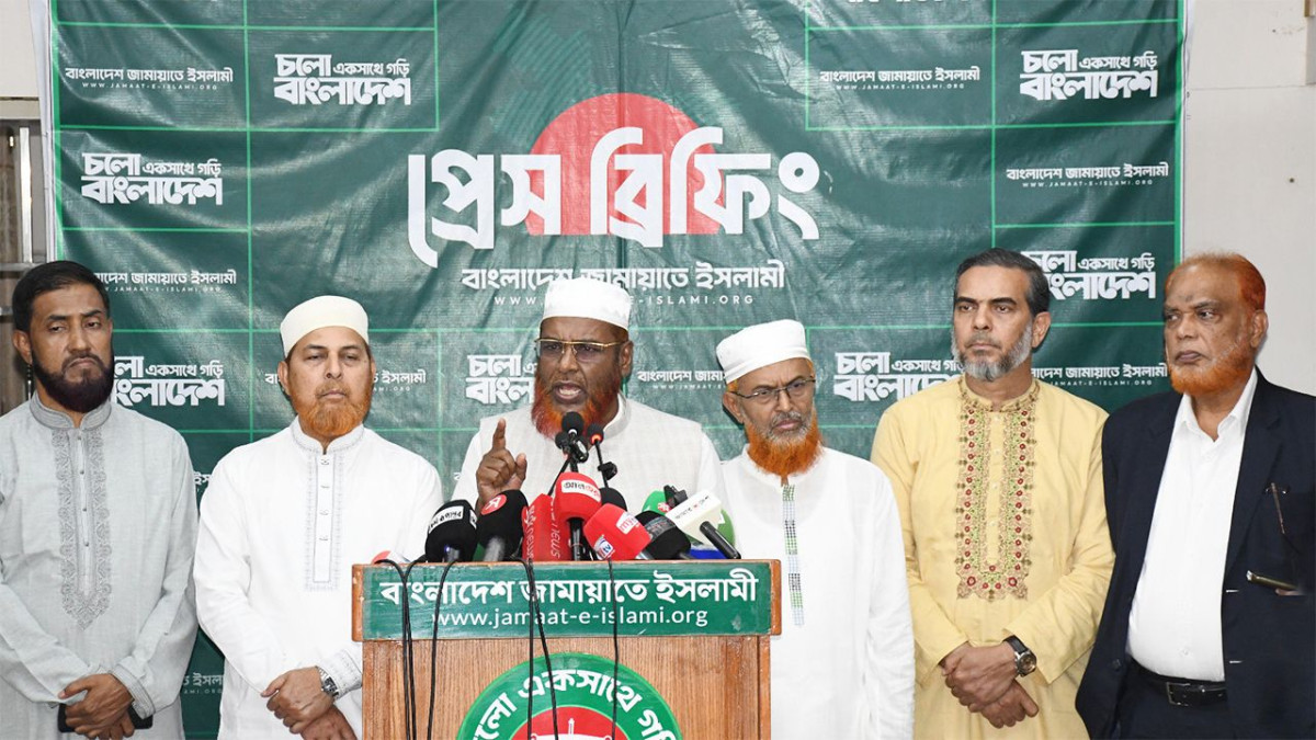 মিয়া গোলাম পরওয়ার, মেজর (অব.) আখতারুজ্জামান