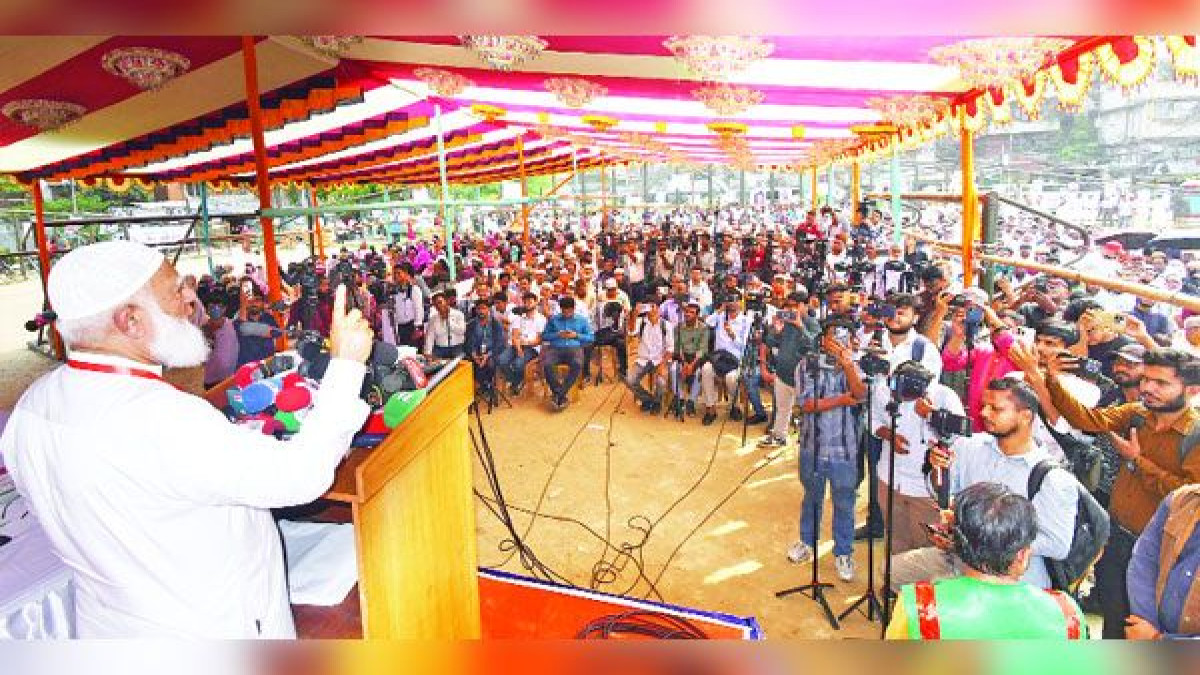 জনগণ নিরাপদে ঘুমাতে না পারলে সে সরকারের দরকার নেই : ডা. শফিক