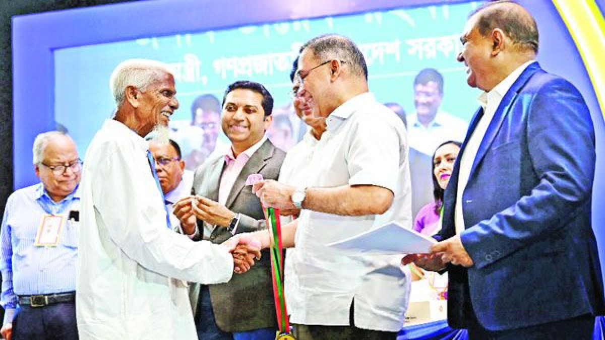 নিরাপদ ও টেকসই বাসস্থান নিশ্চিতে সরকার দৃঢ়প্রতিজ্ঞ