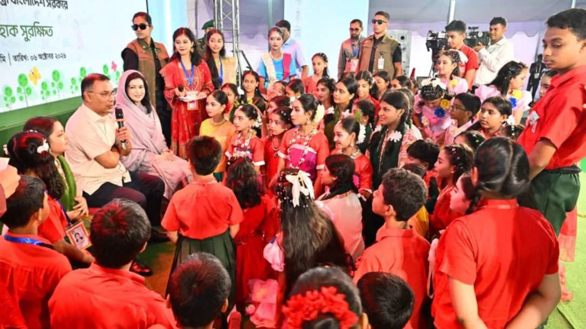 বাংলাদেশ শিশু একাডেমিতে শিশুদের প্রশ্নের উত্তর দেন প্রধানমন্ত্রী তারেক রহমান