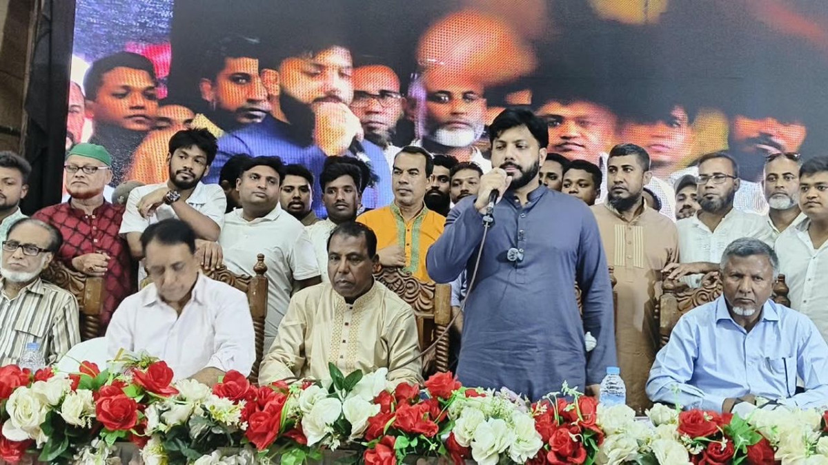 মুক্তিযুদ্ধবিষয়ক প্রতিমন্ত্রী ইশরাক হোসেন