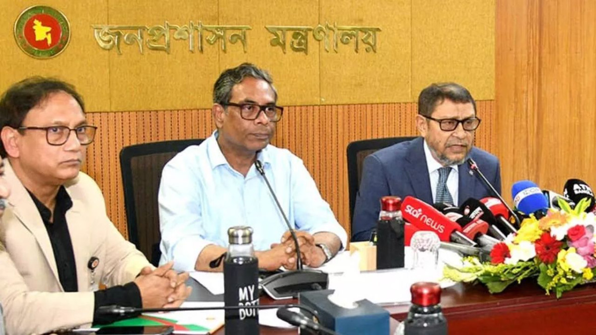 চিকিৎসকদের বদলি ও পদায়ন কার্যক্রমের আনুষ্ঠানিক উদ্বোধন অনুষ্ঠানে কথা বলেন স্বাস্থ্যমন্ত্রী সরদার মো: সাখাওয়াত হোসেন