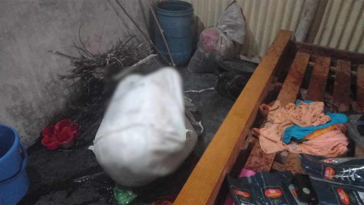 শ্রমিক, বস্তাবন্ধী, লাশ উদ্ধার, পরকীয়া