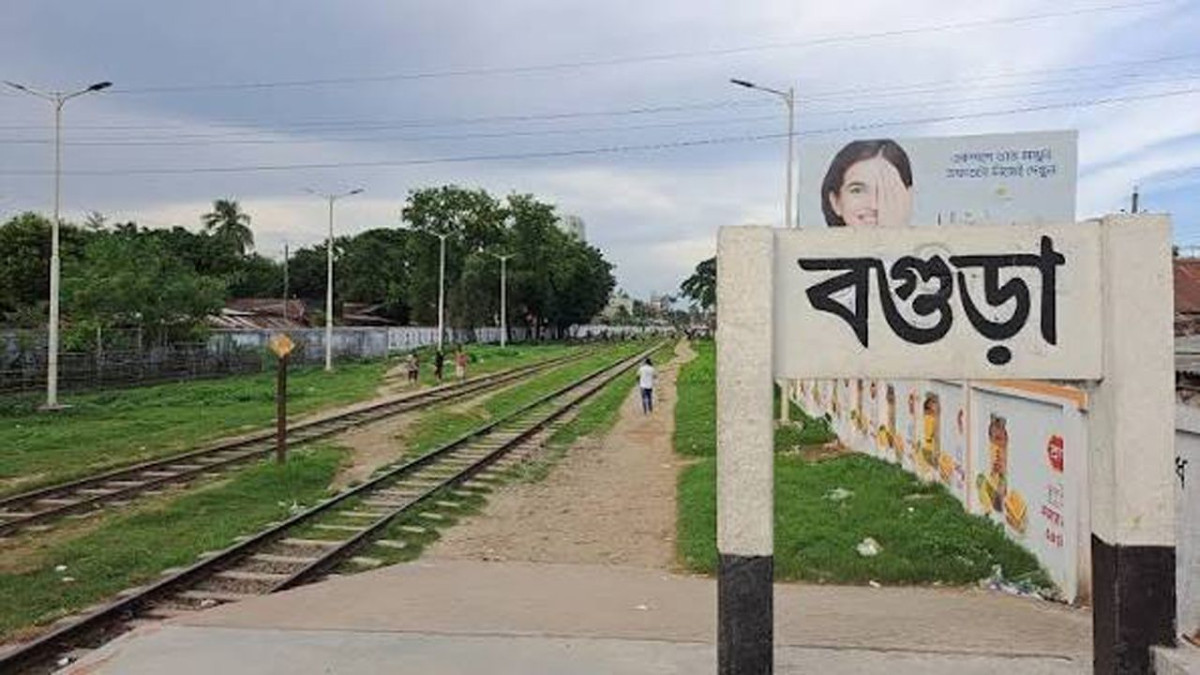 ট্রেন, লাশ উদ্ধার, নারী