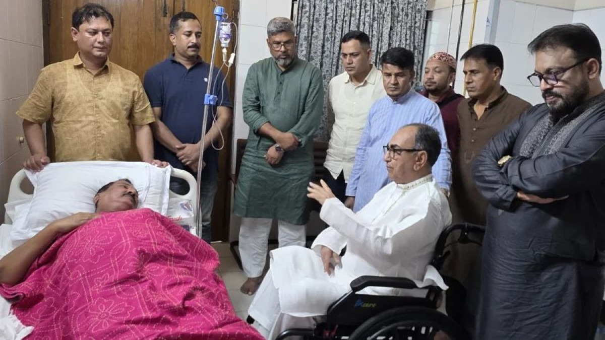 মিজানুর রহমান মিনুর শারীরিক অবস্থার খোঁজখবর নেন মির্জা আব্বাস
