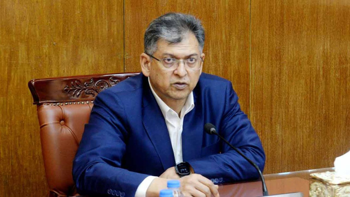 বাংলাদেশে পলাতক অপরাধীকে কোনো অপতৎপরতা চালানোর সুযোগ দেয়া হবে না