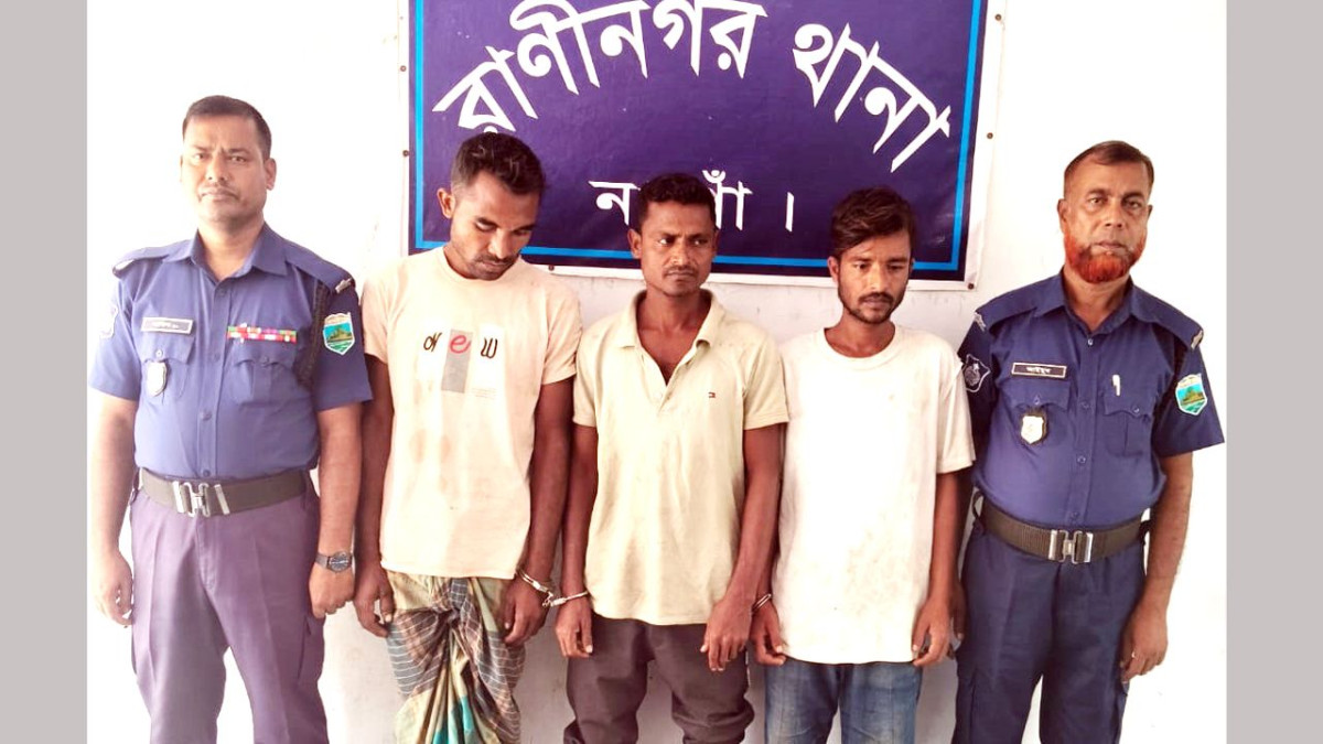 রাণীনগরে চুরি হওয়া মোটরসাইকেল উদ্ধার, গ্রেফতার ৩