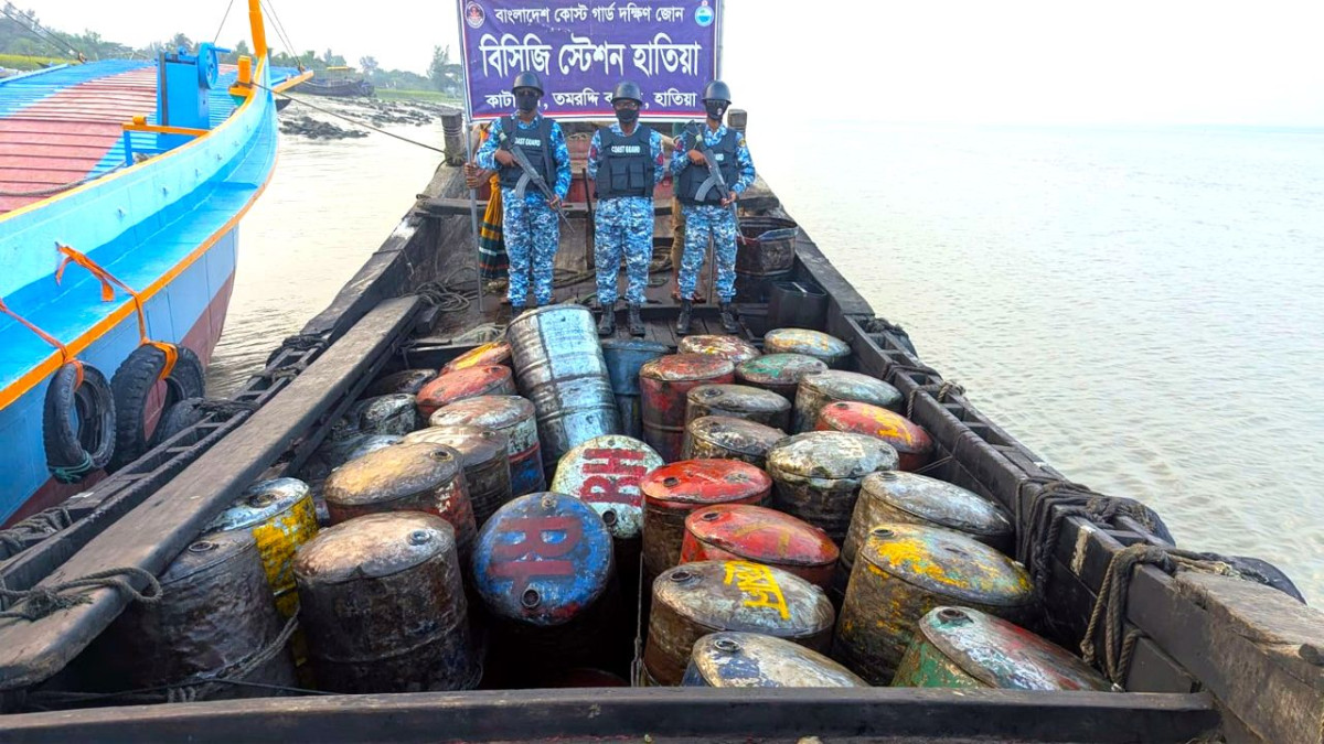 জব্দকৃত শুল্ক ফাঁকি দিয়ে আনা পামওয়েল