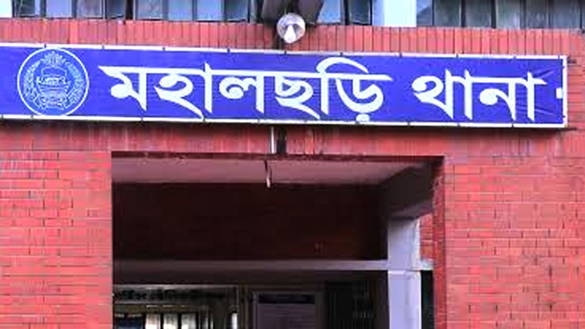 মহালছড়িতে গৃহবধূর ঝুলন্ত লাশ উদ্ধার, পরিবারের দাবি হত্যা