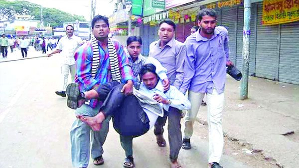 ২৮ অক্টোবর কোর্টপয়েন্টে গুরুতর আহত বাবুল এখন সিসিকের মেয়র প্রার্থী