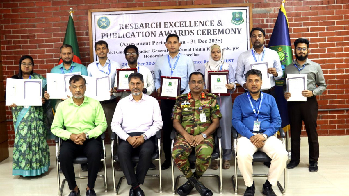কিউ-১ ও কিউ-২ মানের জার্নালে গবেষণাপত্র প্রকাশের স্বীকৃতিস্বরূপ সনদপ্রাপ্ত আট গবেষক