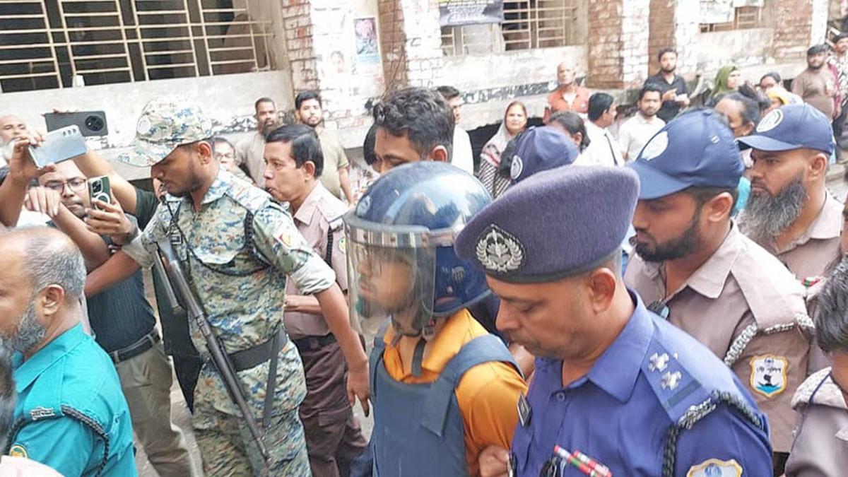 আহমেদ শাহরিয়ার রেজা দীপ, তাহসিফ সাউরি, হত্যা মামলা, রিমান্ড, ঢাকার মেট্রোপলিটন ম্যাজিস্ট্রেট আদালত, তাহসিফের লাশ উদ্ধার